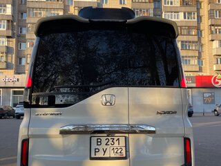 2016 Honda Stepwgn Spada V, белый, 1900000 рублей, вид 4