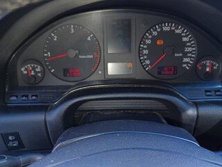 2002 Audi A8 I (D2) Рестайлинг, серебристый, 685000 рублей, вид 2