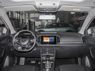 2025 Skoda Karoq I Рестайлинг, белый, 1947000 рублей, вид 5