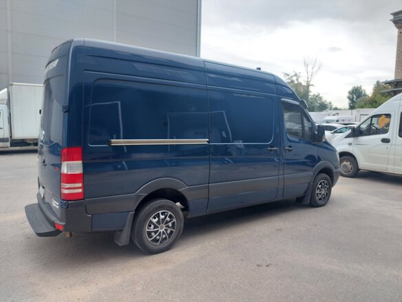 2013 Mercedes-Benz Sprinter, синий, 2250000 рублей - вид 2