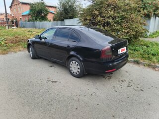 2013 Skoda Octavia II (A5) Рестайлинг, чёрный, 990000 рублей, вид 4