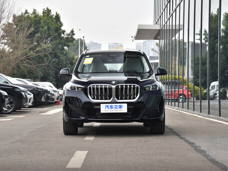 2026 BMW X1 Long 25Li xDrive III (U11/U12), чёрный, 5190000 рублей, вид 2