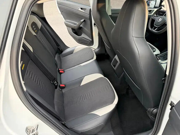 2023 Volkswagen Polo Plus (China Market), белый, 1250001 рублей - вид 12