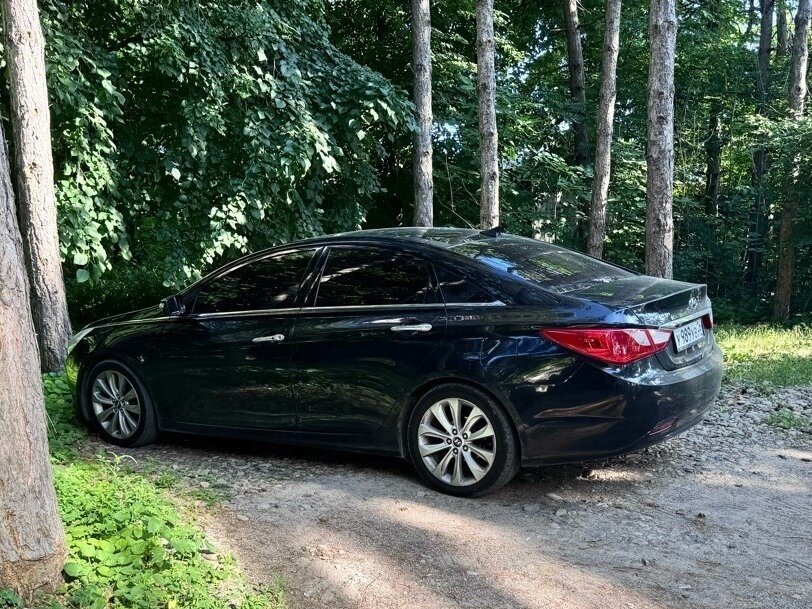 Открыть фотографии: Hyundai Sonata VI (YF)