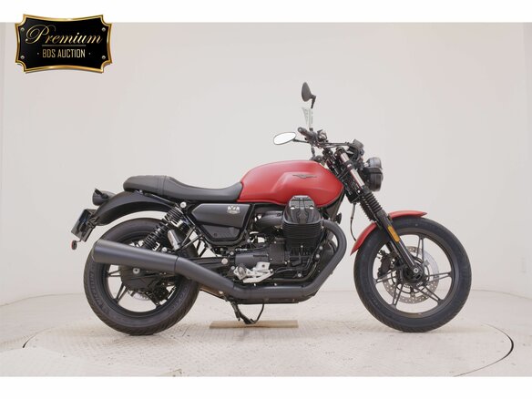 2023 Moto Guzzi V 7, красный, 860000 рублей