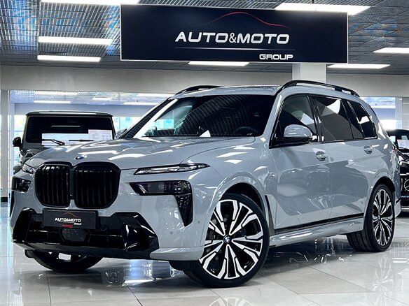 2026 BMW X7 40d I (G07) Рестайлинг, серый, 17999000 рублей - вид 2