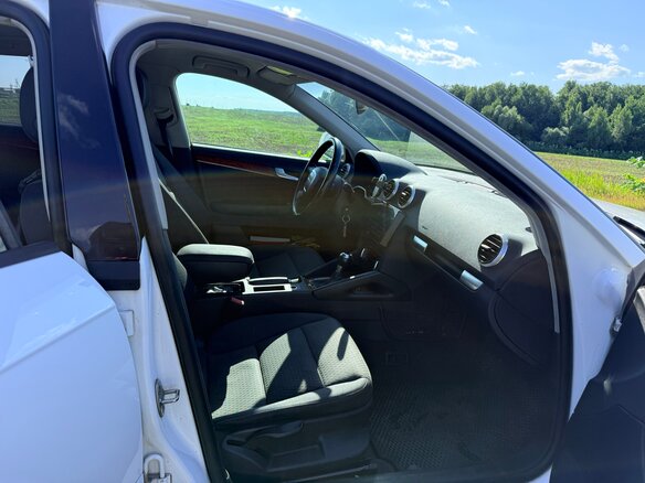 2012 Audi A3 II (8P) Рестайлинг 2, белый - вид 5