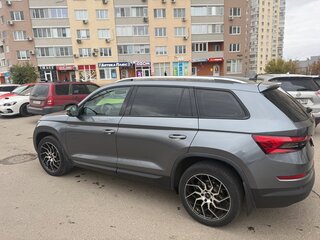 2021 Skoda Kodiaq I, серый, 3750000 рублей, вид 4