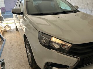 2021 Lada (ВАЗ) Vesta I, белый, 1500000 рублей, вид 3