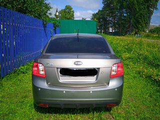 2009 Kia Rio II Рестайлинг, серый, 470000 рублей, вид 4