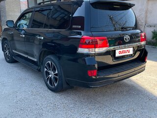 2020 Toyota Land Cruiser 200 Series Рестайлинг 2, чёрный, 9600000 рублей, вид 3