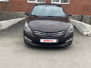 2016 Hyundai Solaris I Рестайлинг, коричневый, 1050000 рублей, вид 2