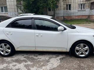 2011 Kia Cerato 6-speed II, белый, 570000 рублей, вид 5