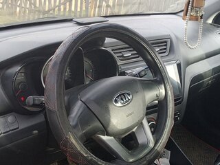 2012 Kia Rio 5-speed III, белый, 750000 рублей, вид 5