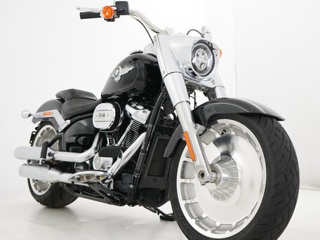 2017 Harley-Davidson Fat Boy, чёрный, 1450000 рублей, вид 2