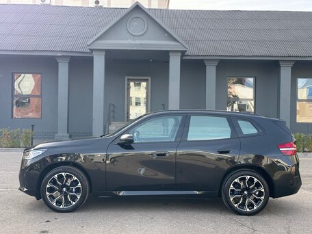 2026 BMW X3 20d xDrive IV (G45/G48), чёрный, 9290000 рублей, вид 3