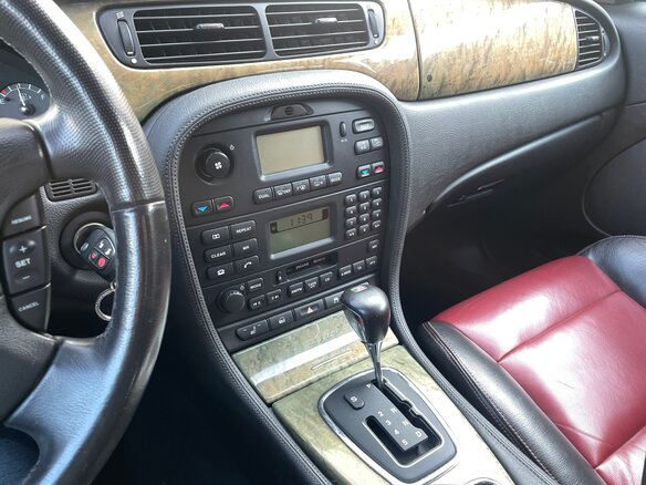 2003 Jaguar S-Type R I, чёрный, 1500000 рублей - вид 12