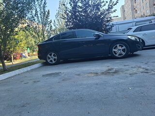 2011 Volvo S60 II, чёрный, 910000 рублей, вид 4