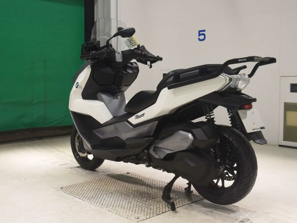 2021 BMW C 400 GT, белый - вид 5