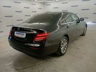 2020 Mercedes-Benz E-Класс 200 V (W213, S213, C238), чёрный, 2948468 рублей, вид 3