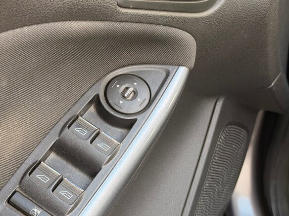 2012 Ford Focus III, серый, 900000 рублей - вид 6