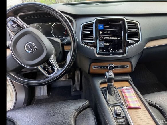 2015 Volvo XC90 II, белый, 2250000 рублей - вид 10