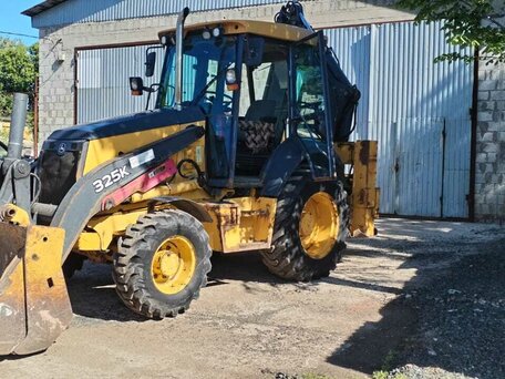 2012 John Deere 325K, жёлтый, 4250000 рублей, вид 3
