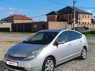 2006 Toyota Prius II Рестайлинг (XW20), серебристый, 720000 рублей, вид 2