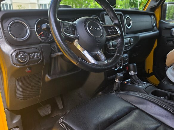 2019 Jeep Wrangler IV (JL), жёлтый, 5500000 рублей - вид 9