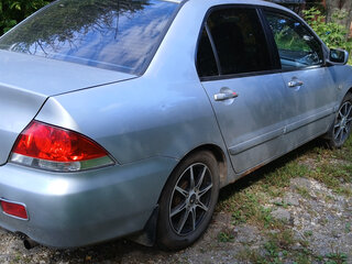 2007 Mitsubishi Lancer IX Рестайлинг, серебристый, 320000 рублей, вид 4