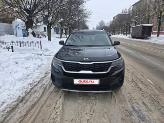 2021 Kia Seltos I, чёрный, 2150000 рублей, вид 3