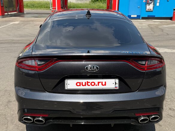2018 Kia Stinger I, серый, 2300000 рублей - вид 4