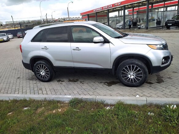 2010 Kia Sorento II, серый, 1600000 рублей - вид 1
