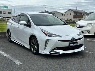 2023 Toyota Prius PHV ZVW52 Prime IV (XW50), белый, 2010000 рублей, вид 3