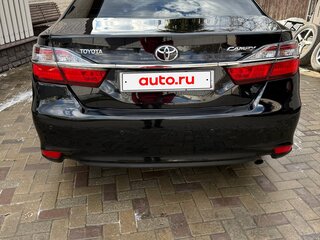 2015 Toyota Camry VII (XV50) Рестайлинг, чёрный, 1700000 рублей, вид 5