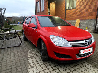 2011 Opel Astra H Рестайлинг, красный, 505000 рублей, вид 3
