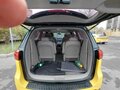 2017 Kia Carnival III, жёлтый, 2400000 рублей - вид 5