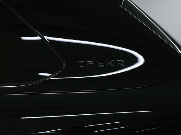 2026 Zeekr 9X 70 kWh, чёрный - вид 16