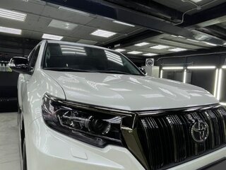 2021 Toyota Land Cruiser Prado 150 Series Рестайлинг 3, белый, 6500000 рублей, вид 4