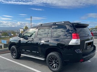 2010 Toyota Land Cruiser Prado 150 Series, чёрный, 4000000 рублей, вид 1