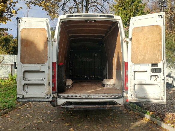 2006 Iveco Daily, белый, 1300000 рублей - вид 8
