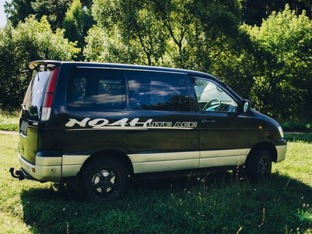 1999 Toyota Lite Ace Noah V, чёрный, 640000 рублей, вид 3
