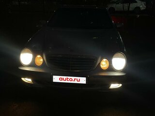 2001 Mercedes-Benz E-Класс 270 II (W210, S210) Рестайлинг, серый, 530000 рублей, вид 4