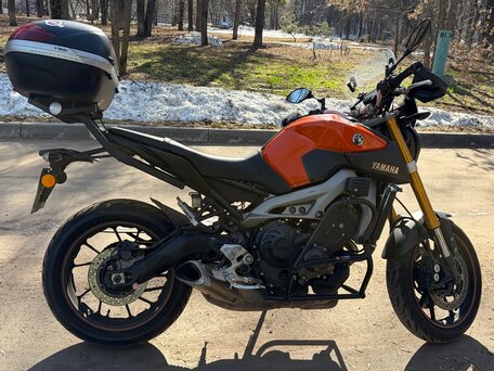 2014 Yamaha MT-09 (FZ-09), оранжевый, 780000 рублей, вид 4