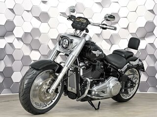 2017 Harley-Davidson Fat Boy, чёрный, 1729000 рублей, вид 2