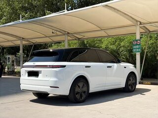 2024 Li Auto (Lixiang) L7 42.8 kWh I Рестайлинг, белый, 6540000 рублей, вид 4
