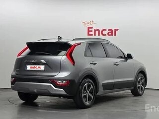 2022 Kia Niro II, серебристый, 1560000 рублей, вид 3
