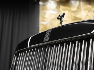 2025 Rolls-Royce Ghost Black Badge II Рестайлинг (Series II), чёрный, 52000000 рублей, вид 5