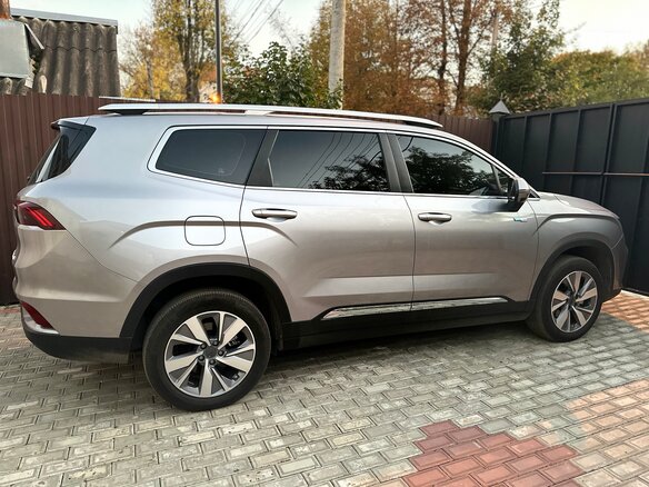 2023 Geely Okavango I, серый, 2590000 рублей - вид 4