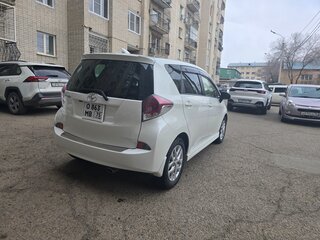2015 Toyota Ractis II, белый, 1100000 рублей, вид 4